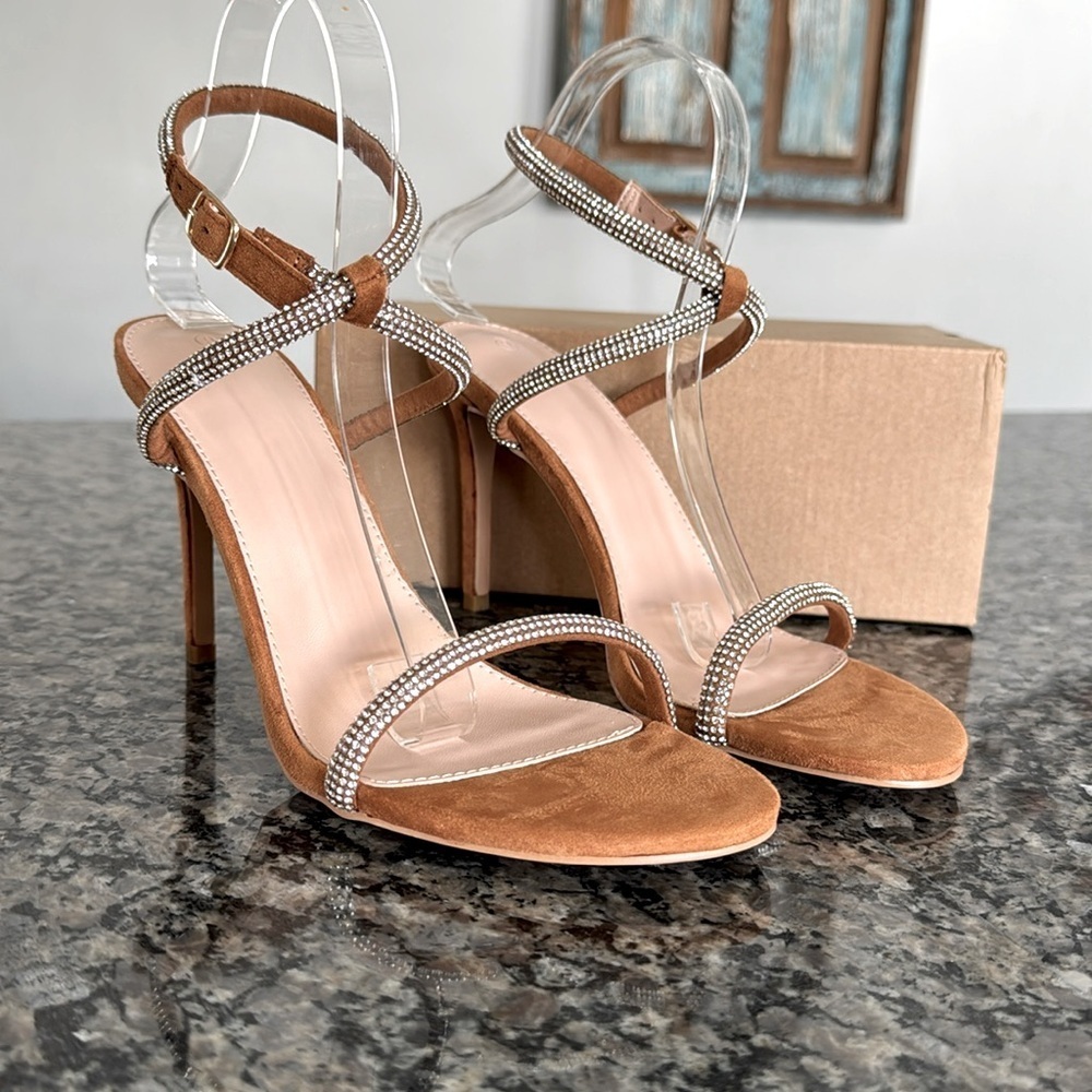 Embellished rhinestone Ankle strap 3” heels sandals NIB 9